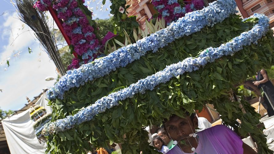 Cavadee (Kavadi)