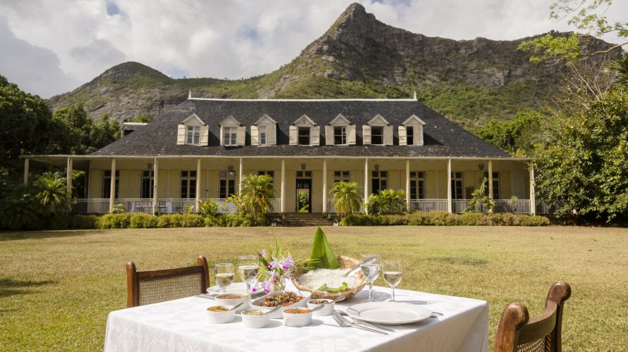 Restaurant - Pamplemousses garden, Mauritius